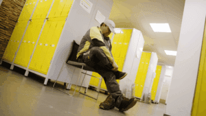 FINN_BCLOSE_EDIT_V06.00_00_49_04.Still004 FINN_BCLOSE_EDIT_V06.00_00_49_04.Still004